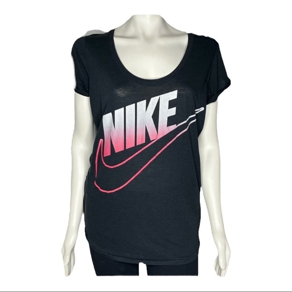Nike Loose Fit T-shirt - Picture 1 of 5